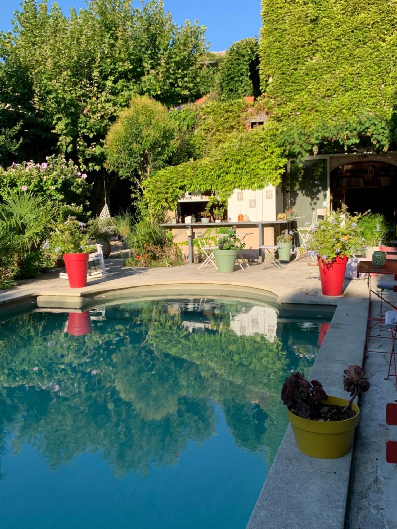Eyguières ラ ドミュール Bed & Breakfast エクステリア 写真